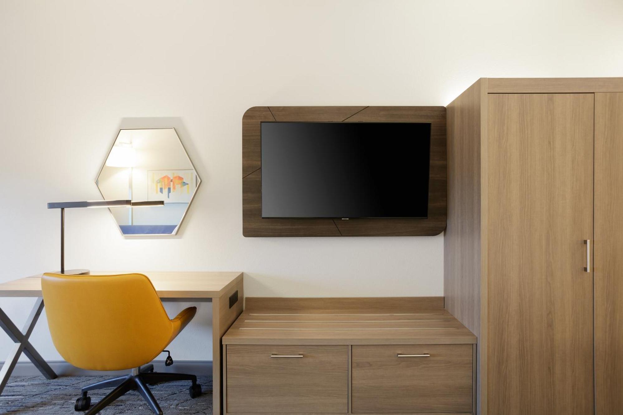 Holiday Inn Express Hotel & Suites Los Angeles Airport Hawthorne By Ihg Extérieur photo