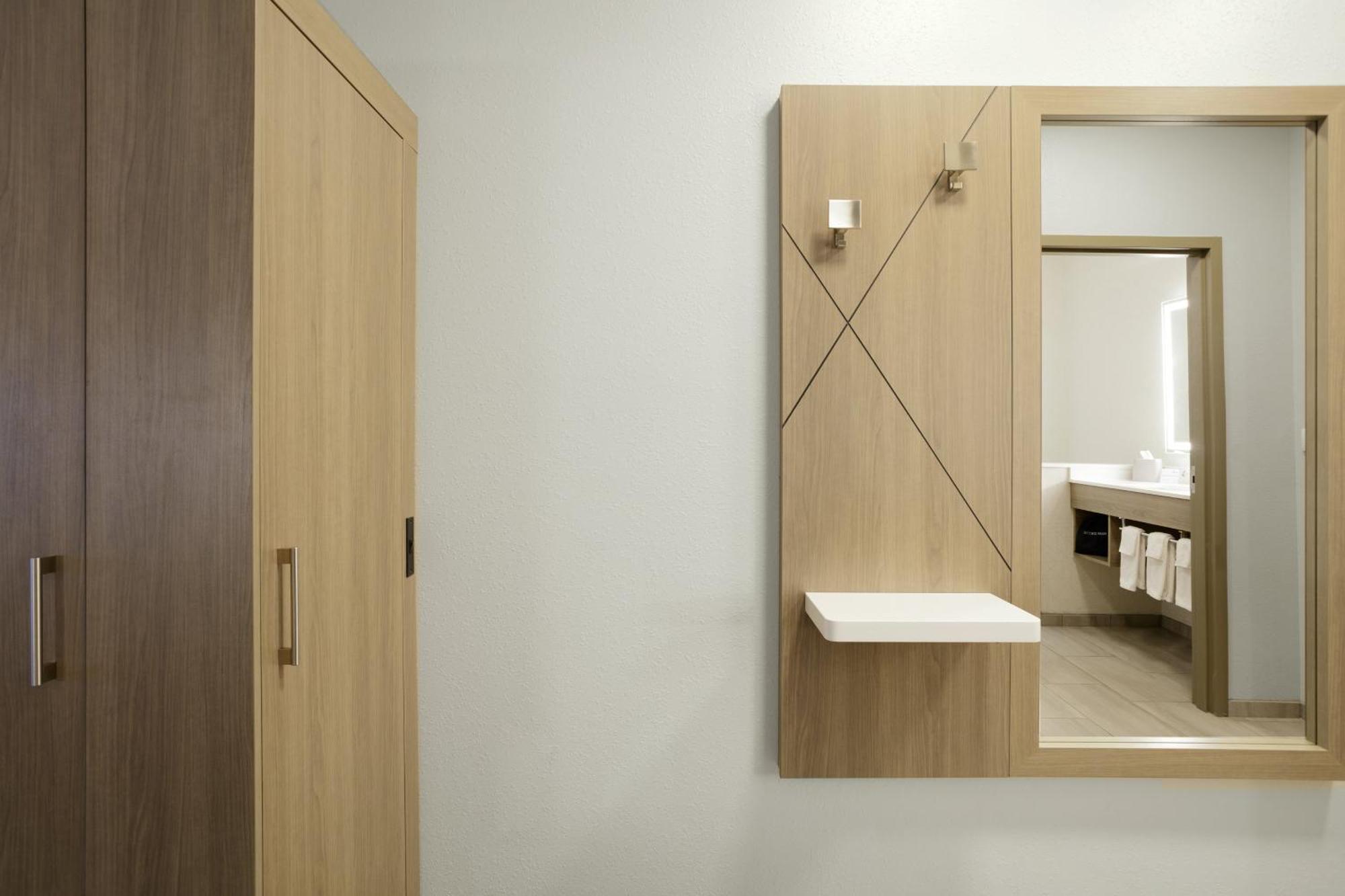 Holiday Inn Express Hotel & Suites Los Angeles Airport Hawthorne By Ihg Extérieur photo